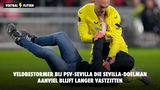 Veldbestormer #PSVSEV die Sevilla-doelman aanviel blijft vastzitten