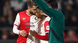 Givairo Read vervangt Bart Nieuwkoop in de wedstrijd tegen AS Roma